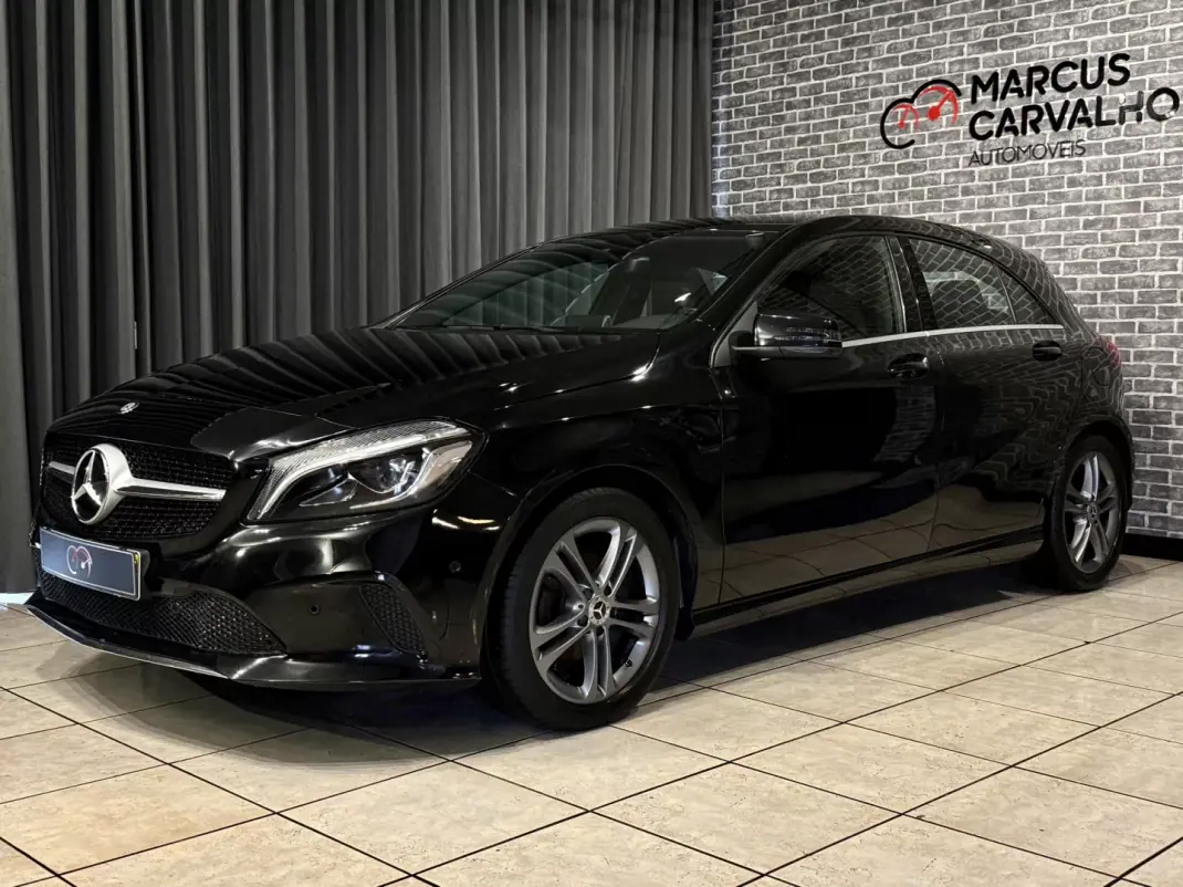 Mercedes-Benz A 180 2016 - 15490 EUR, 198000 km - AUTO.MOTO.pt - 198000km - foto 1 de 17