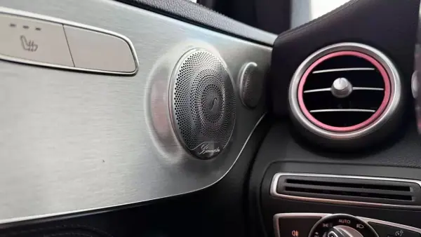 Mercedes-Benz C 220 2016 - 27990 EUR, 149691 km - AUTO.MOTO.pt - 149691km - foto 20 de 30