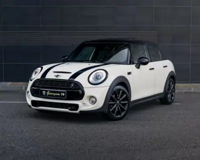 MINI Cooper 2015 - 19990 EUR, 135300 km - AUTO.MOTO.pt - 135300km - foto 3 de 54