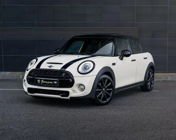 MINI Cooper 2015 - 19990 EUR, 135300 km - AUTO.MOTO.pt - 135300km - foto 3 de 54