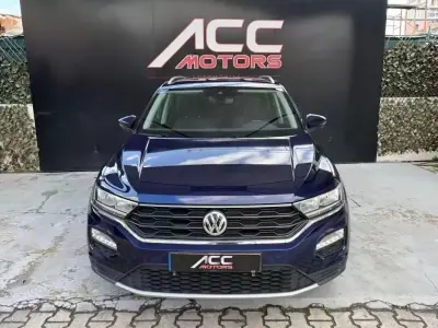 Volkswagen T-Roc 2019 - 21900 EUR, 135000 km - AUTO.MOTO.pt - 135000km - foto 3 de 48