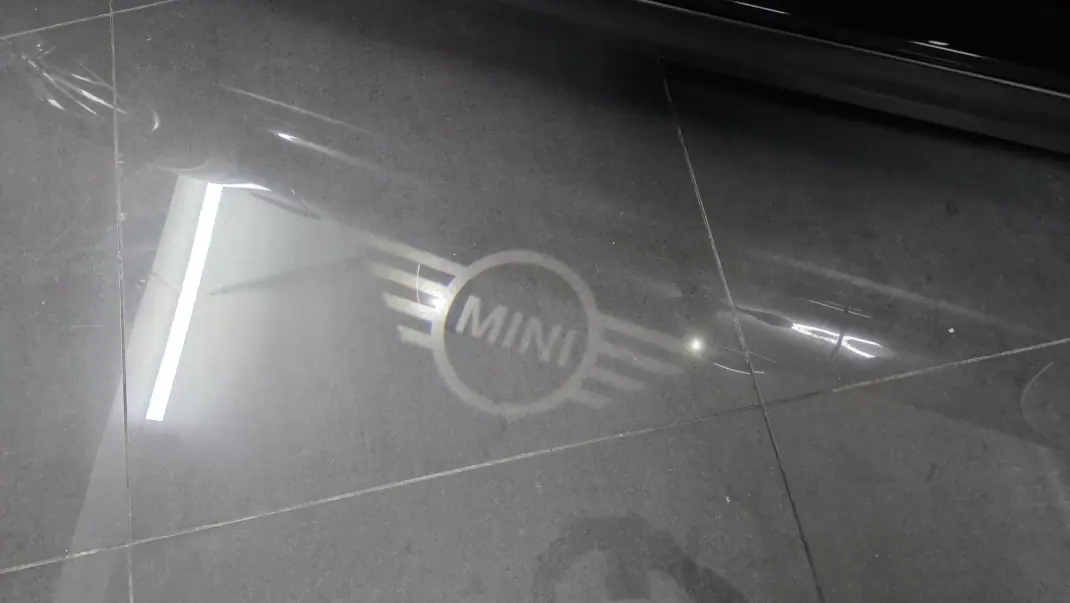 MINI 3 Portas 2022 - 22990 EUR, 19000 km - AUTO.MOTO.pt - 19000km - foto 18 de 37