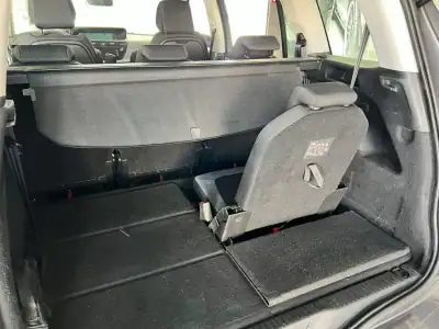 Citroën C4 Spacetourer 2019 - 15900 EUR, 125682 km - AUTO.MOTO.pt - 125682km - foto 21 de 22