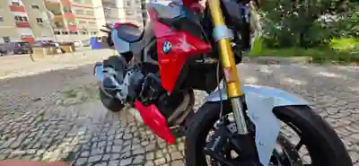 BMW F 900 R 2021 — foto 6 de 15