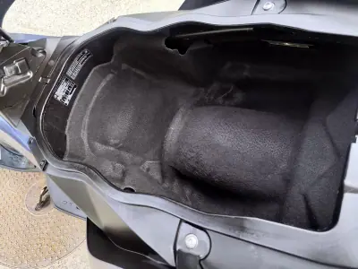 BMW C 650 GT 2018 - 5980 EUR, 54000 km - AUTO.MOTO.pt - 54000km - foto 18 de 20