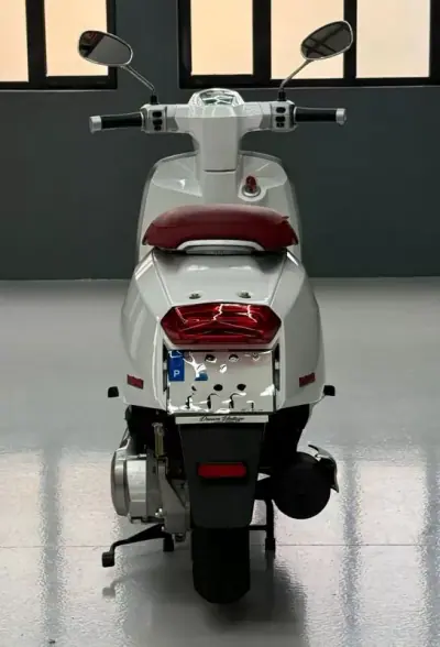 Lambretta UNO 150 2022 - 3650 EUR, 1165 km - AUTO.MOTO.pt - 1165km - foto 5 de 18