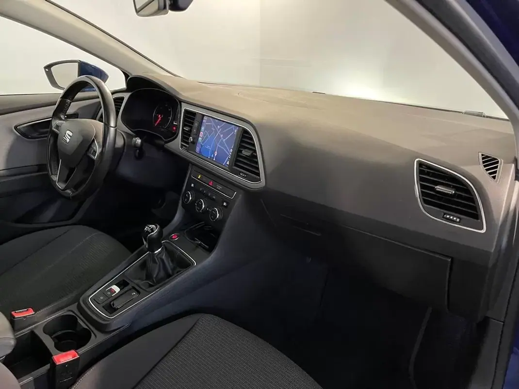 SEAT Leon ST 2018 - 11750 EUR, 195000 km - AUTO.MOTO.pt - 195000km - foto 15 de 35