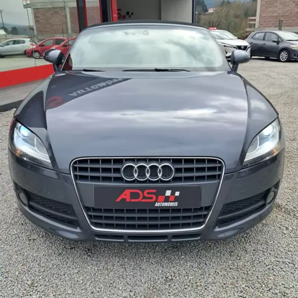 Audi TT Roadster 2010 - 13990 EUR, 164000 km - 164000km - foto 2 de 13