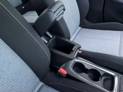 Opel Corsa 2024 - 18590 EUR, 38000 km - AUTO.MOTO.pt - 38000km - foto 28 de 34