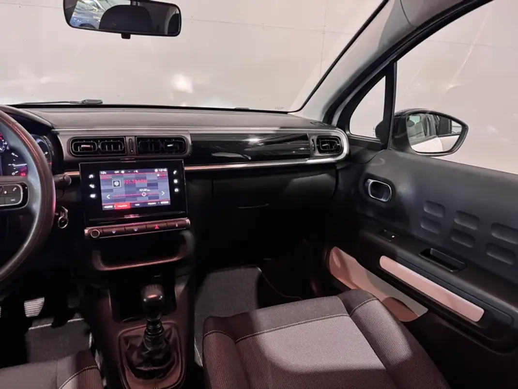 Citroën C3 2019 - 11990 EUR, 240000 km - 240000km - foto 14 de 35