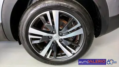 Peugeot 3008 2019 - 20950 EUR, 75140 km - AUTO.MOTO.pt - 75140km - foto 37 de 39