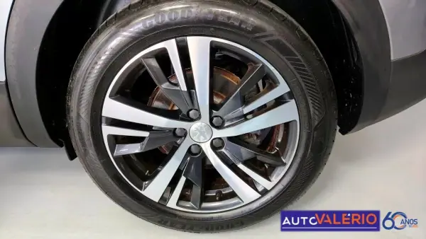 Peugeot 3008 2019 - 20950 EUR, 75140 km - AUTO.MOTO.pt - 75140km - foto 37 de 39