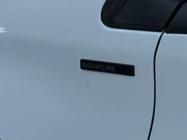 Peugeot 2008 2019 - 13250 EUR, 90000 km - AUTO.MOTO.pt - 90000km - foto 9 de 16