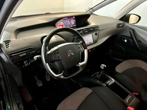 Citroën Grand C4 Spacetourer 2020 - 15900 EUR, 152000 km - AUTO.MOTO.pt - 152000km - foto 8 de 27