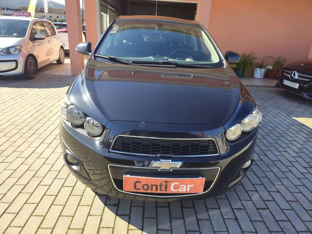 Chevrolet Aveo 2013 - 6990 EUR, 151000 km - AUTO.MOTO.pt - 151000km - foto 2 de 13