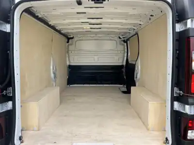 Renault TRAFIC 2.0 BlueDci L2H1 Longa Grand Confort 130 cv GPS 2022 - 21350 EUR, 46000 km - AUTO.MOTO.pt - 46000km - foto 14 de 34