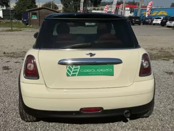 MINI Cooper 2009 - 9500 EUR, 165100 km - AUTO.MOTO.pt - 165100km - foto 8 de 30