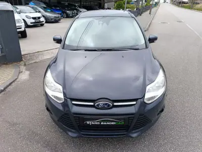 Ford Focus 2014 - 9900 EUR, 168000 km - AUTO.MOTO.pt - 168000km - foto 5 de 21