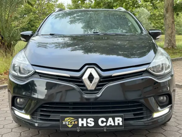 Renault Clio Sport Tourer 2019 — foto 2 de 42