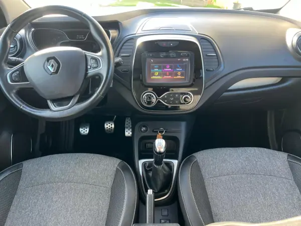 Renault Captur 2019 - 16990 EUR, 90898 km - AUTO.MOTO.pt - 90898km - foto 11 de 37