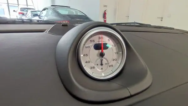 Porsche 997 2007 - 109000 EUR, 39000 km - AUTO.MOTO.pt - 39000km - foto 47 de 55