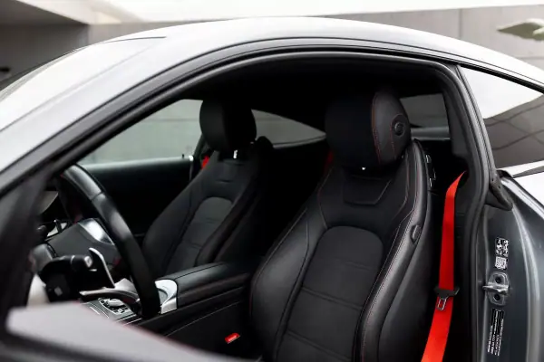 Mercedes-Benz C 43 AMG 2019 - 50990 EUR, 95000 km - AUTO.MOTO.pt - 95000km - foto 3 de 35