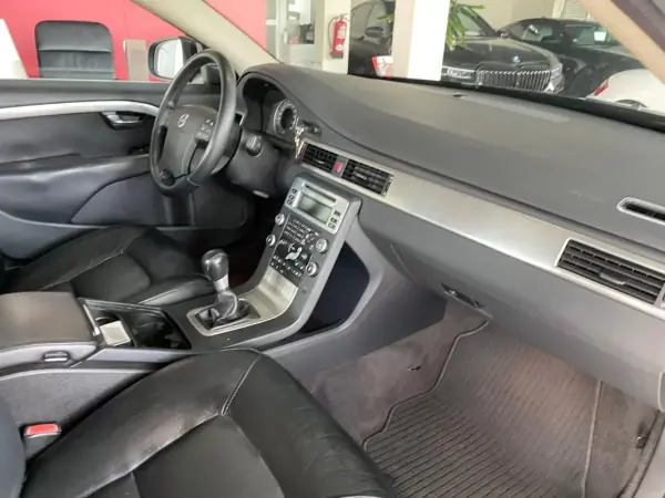 Volvo S80 2007 - 7500 EUR, 369251 km - AUTO.MOTO.pt - 369251km - foto 15 de 33
