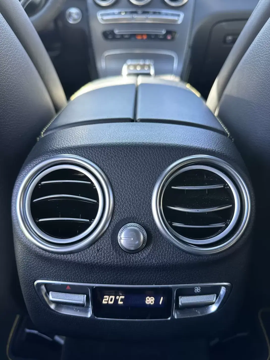Mercedes-Benz GLC 63 AMG 2018 - 75000 EUR, 100000 km - 100000km - foto 78 de 93