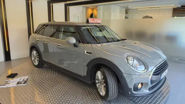 MINI Clubman 2017 - 13900 EUR, 157631 km - AUTO.MOTO.pt - 157631km - foto 20 de 55