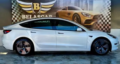 Tesla Model 3 2023 - 29250 EUR, 48000 km - AUTO.MOTO.pt - 48000km - foto 15 de 15