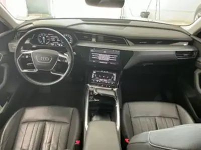 Audi e-tron Sportback 2020 — photo 5 of 6