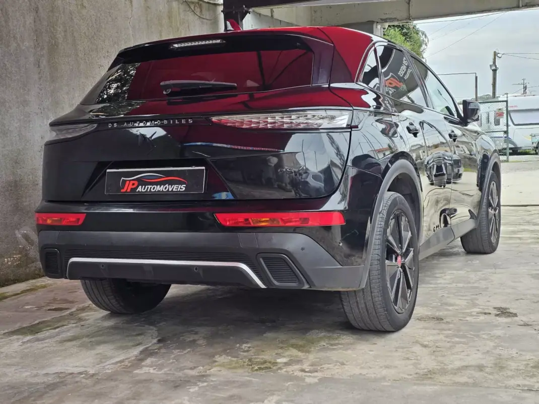 DS DS7 Crossback 2023 - 28999 EUR, 84000 km - AUTO.MOTO.pt - 84000km - foto 16 de 19