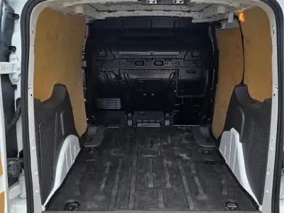 Ford Transit Connect 2019 - 10990 EUR, 165000 km - AUTO.MOTO.pt - 165000km - foto 7 de 8