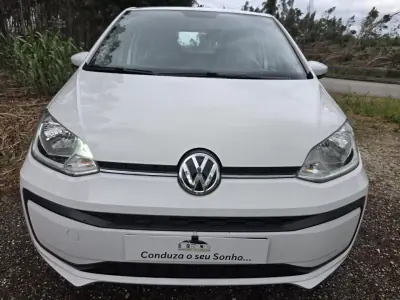 Volkswagen Up! 2016 - 7990 EUR, 152974 km - AUTO.MOTO.pt - 152974km - foto 25 de 71