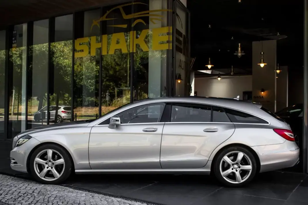 Mercedes-Benz CLS 250 2014 - 24550 EUR, 152749 km - AUTO.MOTO.pt - 152749km - foto 2 de 39