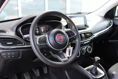 Fiat Tipo VAN 1.3 M-Jet 2022 - 11990 EUR, 132000 km - AUTO.MOTO.pt - 132000km - foto 16 de 30