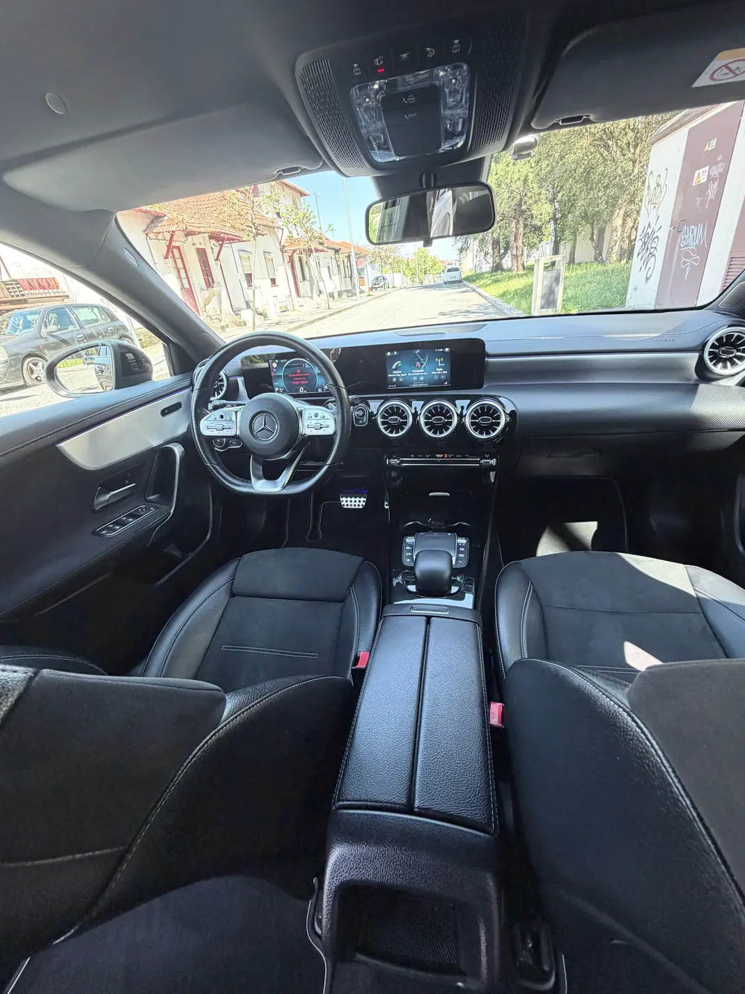 Mercedes-Benz A 220 2021 - 33950 EUR, 140000 km - AUTO.MOTO.pt - 140000km - foto 4 de 13