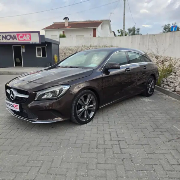 Mercedes-Benz CLA 180 2017 - 18950 EUR, 184855 km - AUTO.MOTO.pt - 184855km - foto 3 de 24