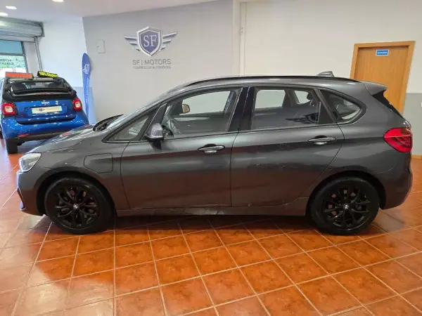 BMW 225xe Active Tourer 2021 - 22580 EUR, 40912 km - AUTO.MOTO.pt - 40912km - foto 3 de 46