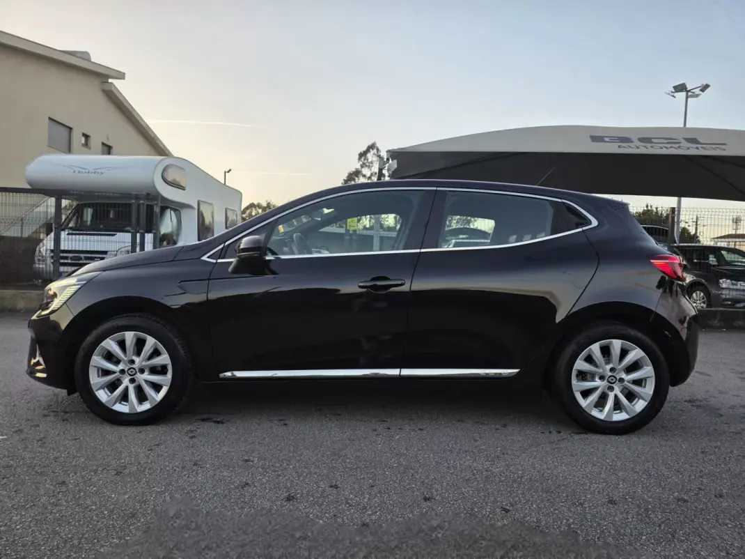 Renault Clio 2022 - 14500 EUR, 104000 km - AUTO.MOTO.pt - 104000km - foto 5 de 43