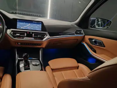 BMW 320 2021 - 28750 EUR, 112168 km - AUTO.MOTO.pt - 112168km - foto 17 de 29