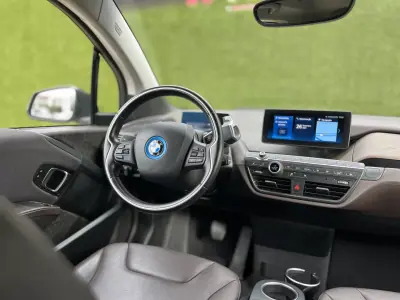 BMW i3 2020 - 19900 EUR, 155000 km - AUTO.MOTO.pt - 155000km - foto 3 de 35