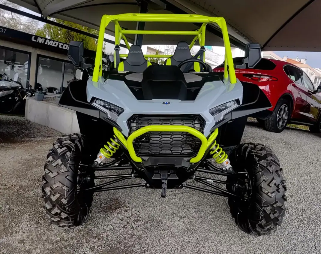 Polaris RZR 2026 - 28000 EUR, 100 km - AUTO.MOTO.pt - 100km - foto 2 de 8