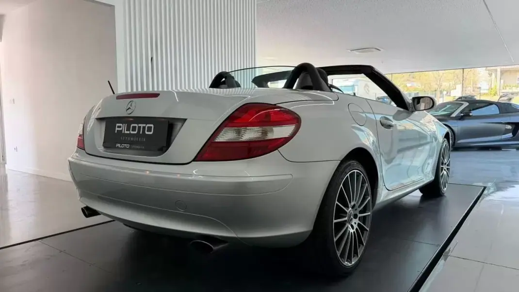 Mercedes-Benz SLK 200 2004 - 13990 EUR, 167477 km - AUTO.MOTO.pt - 167477km - foto 10 de 24