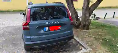 Dacia Jogger 2024 - 16000 EUR, 113000 km - AUTO.MOTO.pt - 113000km - foto 3 de 5