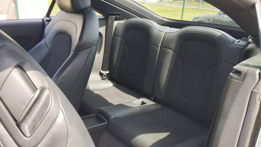 Audi TT Coupé 2011 - 17900 EUR, 140000 km - AUTO.MOTO.pt - 140000km - foto 7 de 9