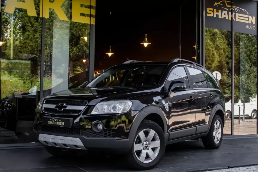 Chevrolet Captiva 2007 - 5990 EUR, 248481 km - AUTO.MOTO.pt - 248481km - foto 1 de 33