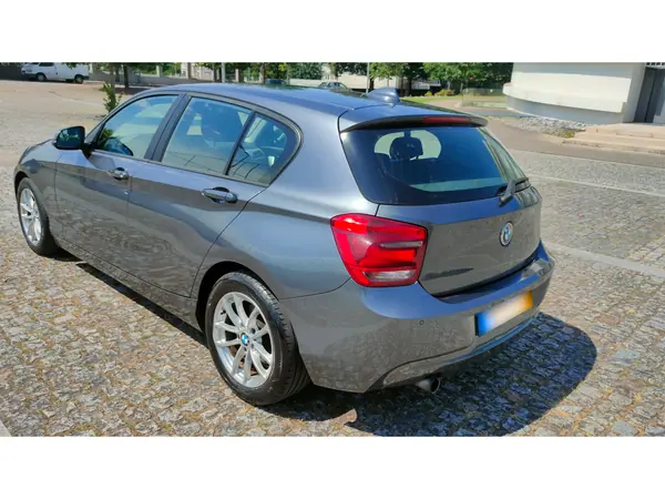 BMW 116 2013 - 7950 EUR, 323362 km - AUTO.MOTO.pt - 323362km - foto 2 de 15