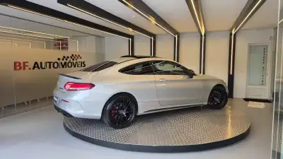 Mercedes-Benz C 220 2018 - 29900 EUR, 179960 km - AUTO.MOTO.pt - 179960km - foto 18 de 62