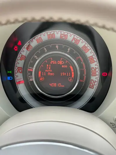 Fiat 500 2018 - 13500 EUR, 40000 km - AUTO.MOTO.pt - 40000km - foto 61 de 78